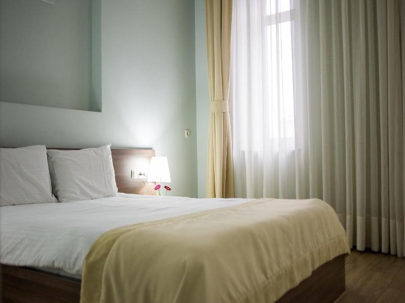 Hotel O. Galogre image