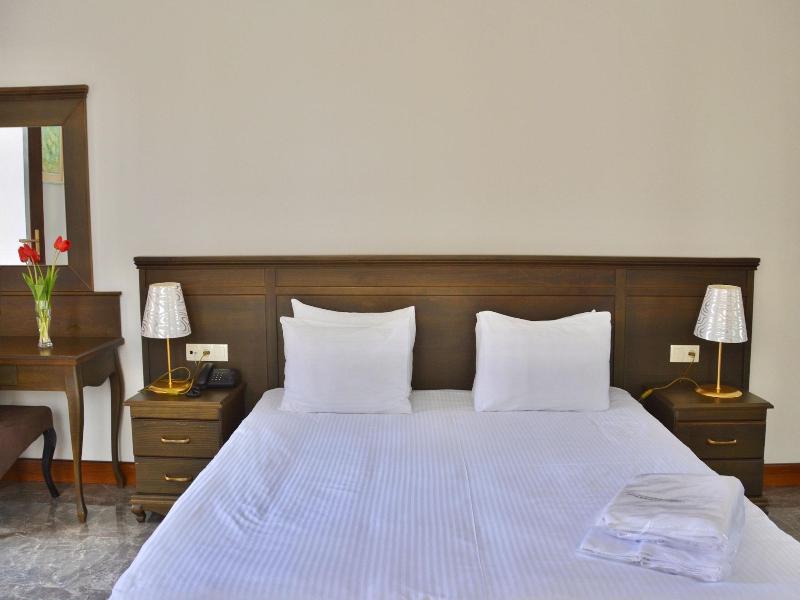 Hotel O. Galogre image