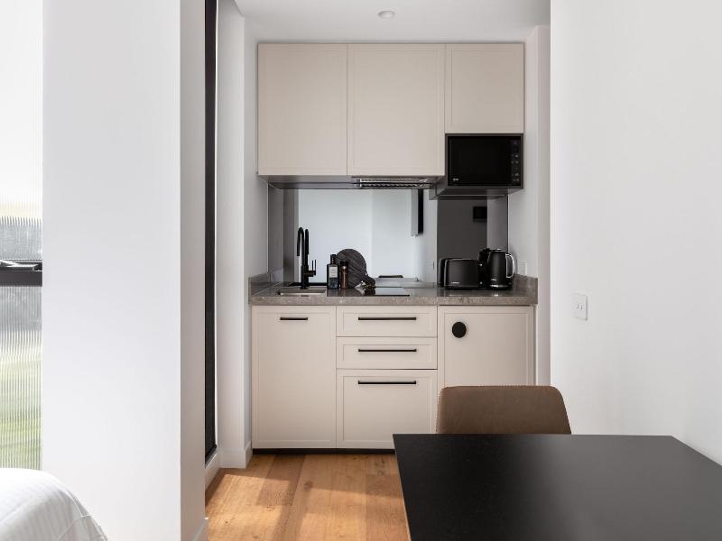 Caroline Serviced Apartments Richmond image
