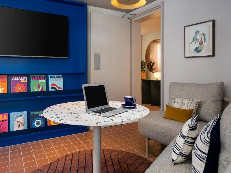 Home Suite Hotels Sea Point image