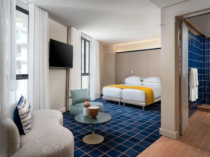 Home Suite Hotels Sea Point image
