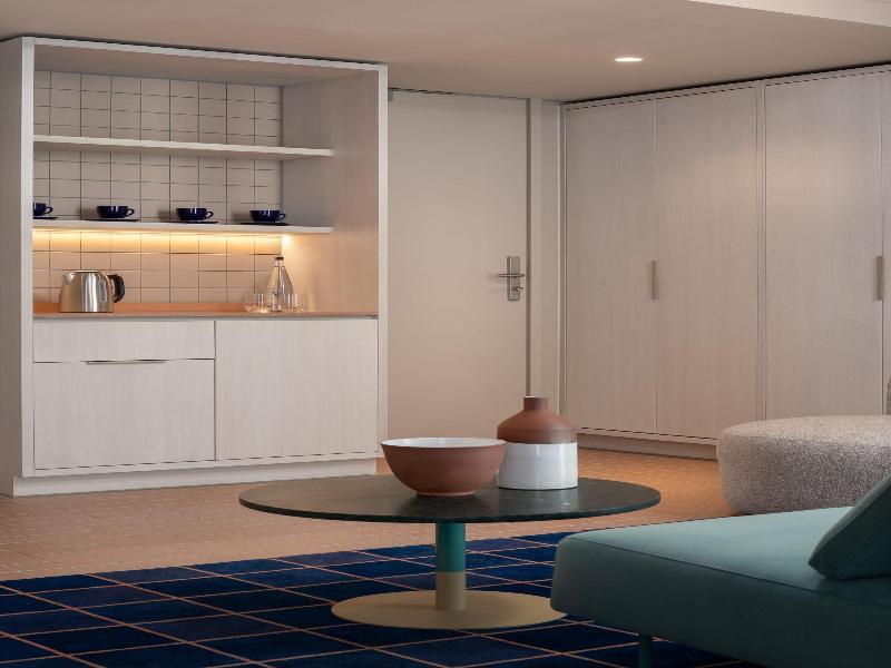 Home Suite Hotels Sea Point image
