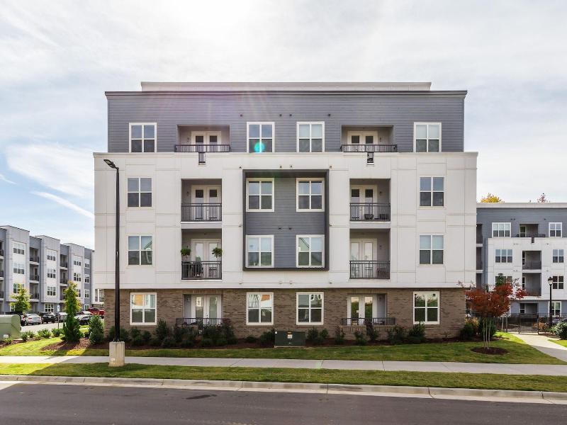 Kasa Freemorewest Charlotte — exterior view