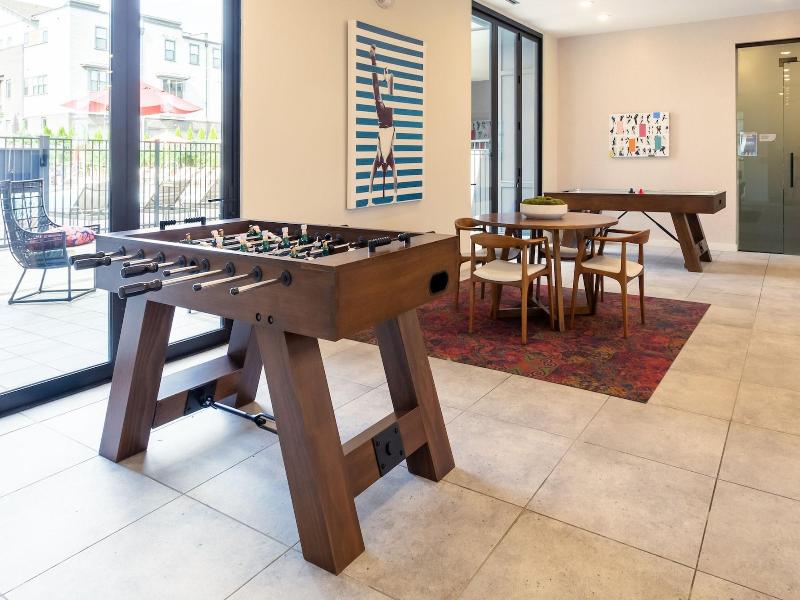 Kasa Freemorewest Charlotte image