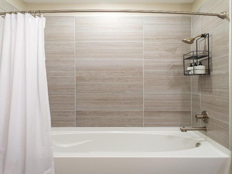 Kasa Freemorewest Charlotte image