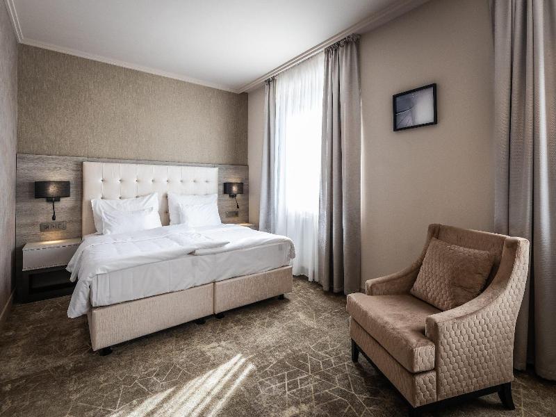 Hotel Europa Komárno image