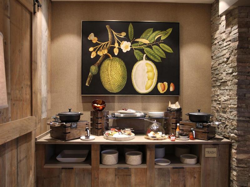 The Bradstan Boutique Hotel image