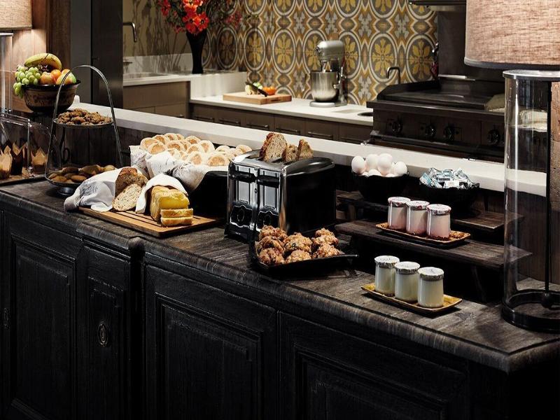 The Bradstan Boutique Hotel image
