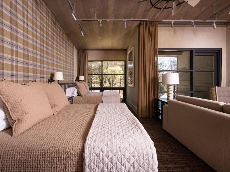 The Bradstan Boutique Hotel image