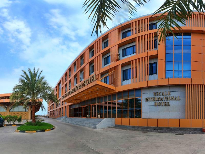 Escale International Hotel image
