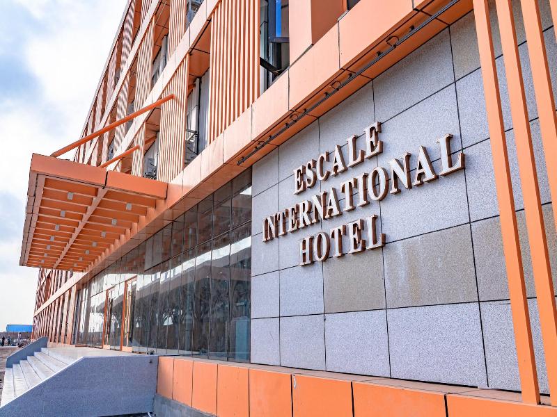 Escale International Hotel image