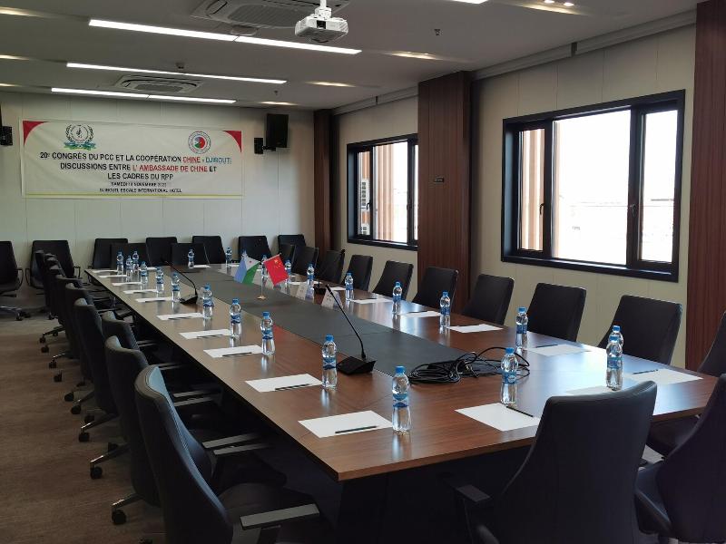 Escale International Hotel image