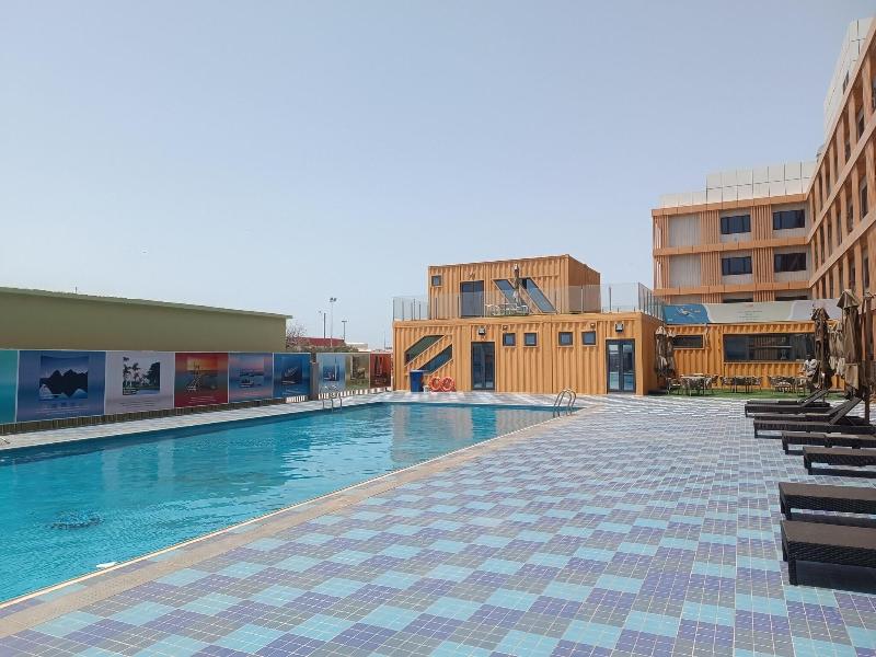 Escale International Hotel image