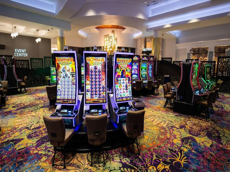 Walker's Bluff Casino Resort image
