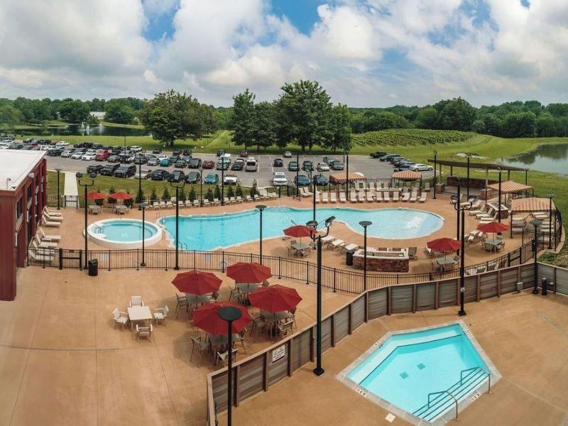 Walker's Bluff Casino Resort image