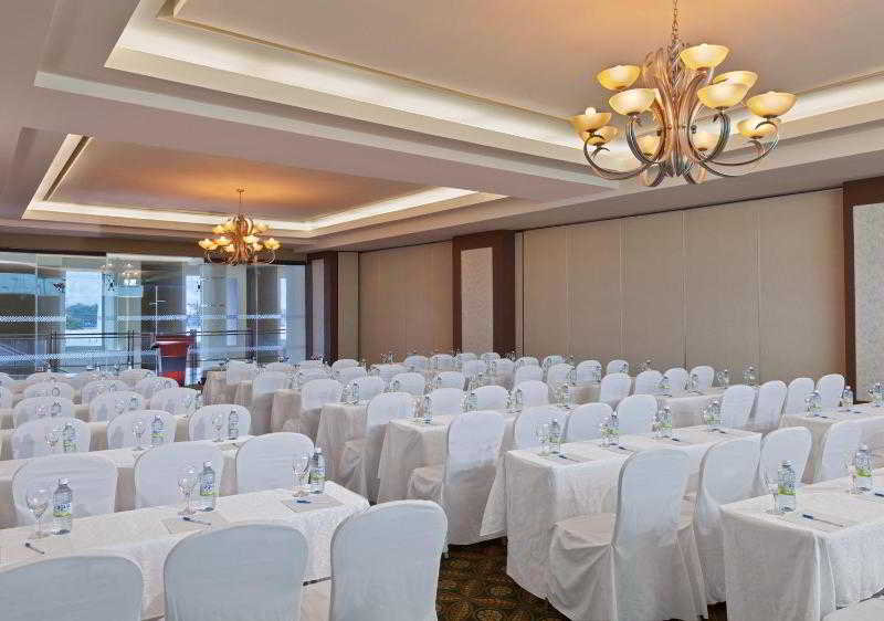 Sand Diamond Hotel image