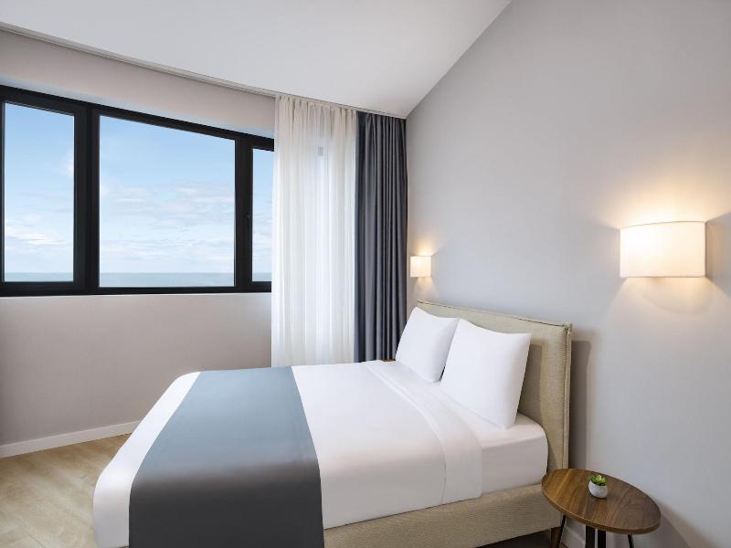 Steps Batumi  Hotel & Suites image