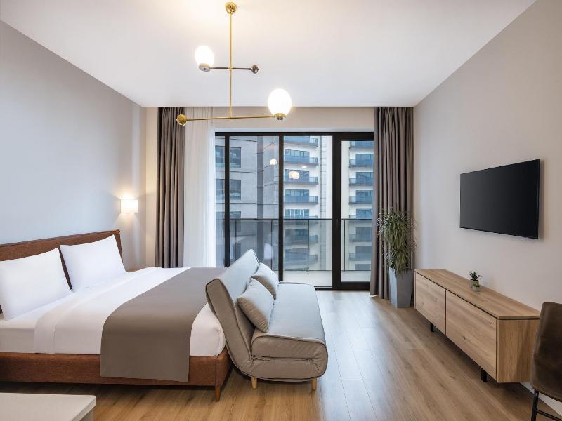 Steps Batumi  Hotel & Suites image