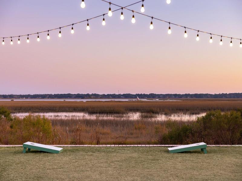 The Dunlin, Auberge Collection