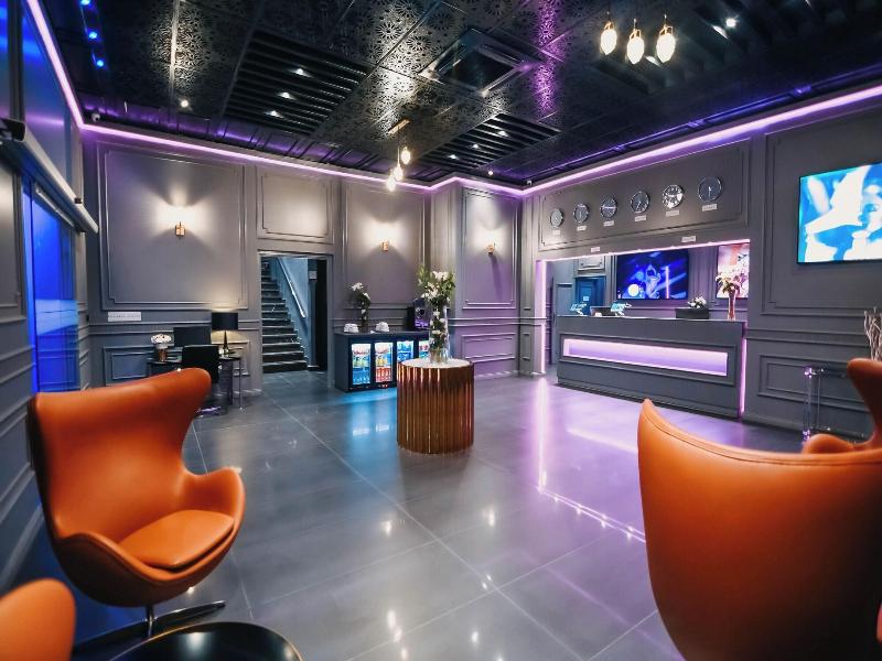 555 Hotel Clubbing Adults Only image