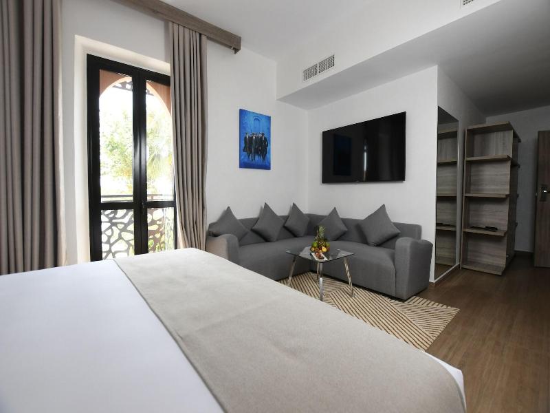 555 Hotel Clubbing Adults Only image