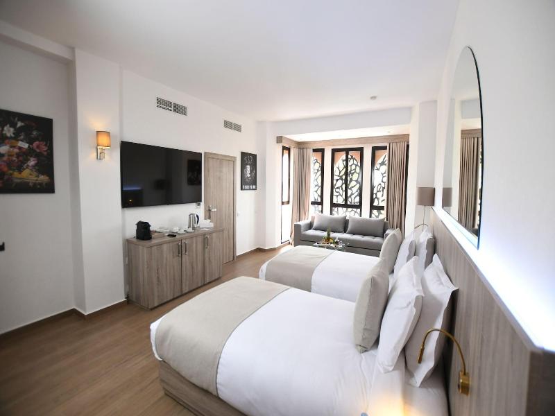 555 Hotel Clubbing Adults Only image