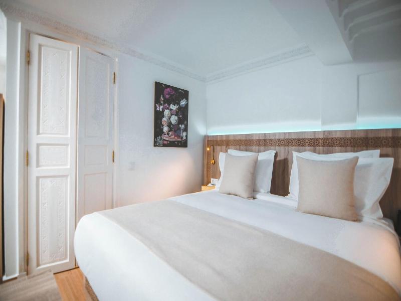 555 Hotel Clubbing Adults Only image