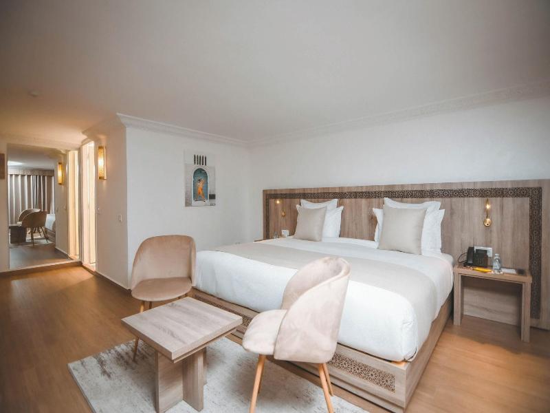 555 Hotel Clubbing Adults Only image