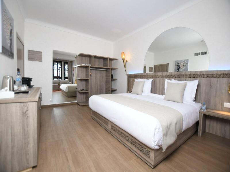 555 Hotel Clubbing Adults Only image
