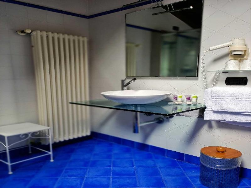 Aquazzurra Resort & Aparthotel image