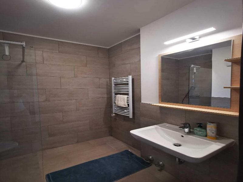 Fairn Square Hotel image