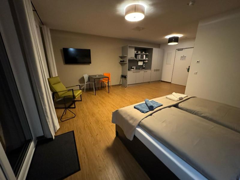 Fairn Square Hotel image