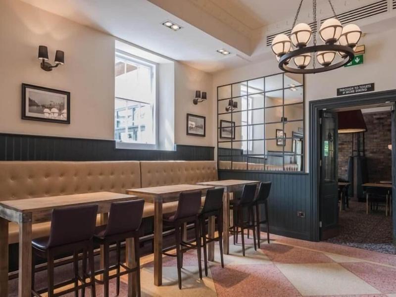 The Old Borough By Wetherspoon image
