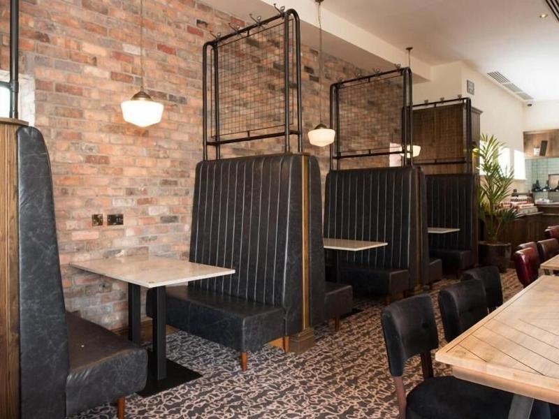 The Old Borough By Wetherspoon image