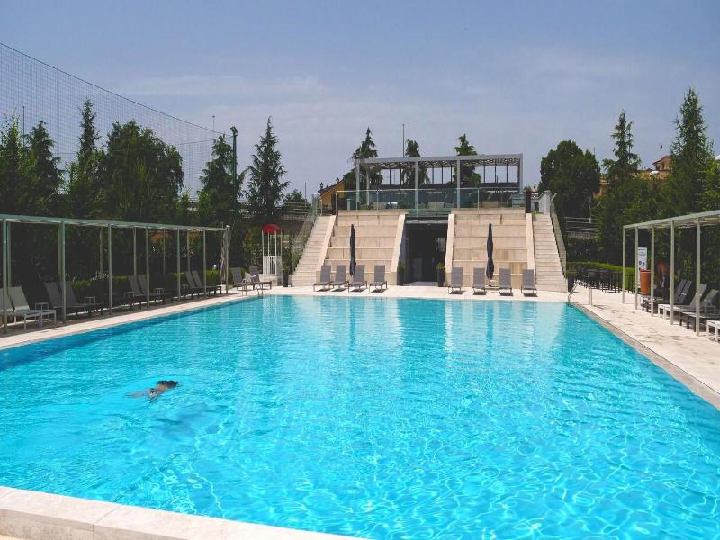 Kairos Resort image