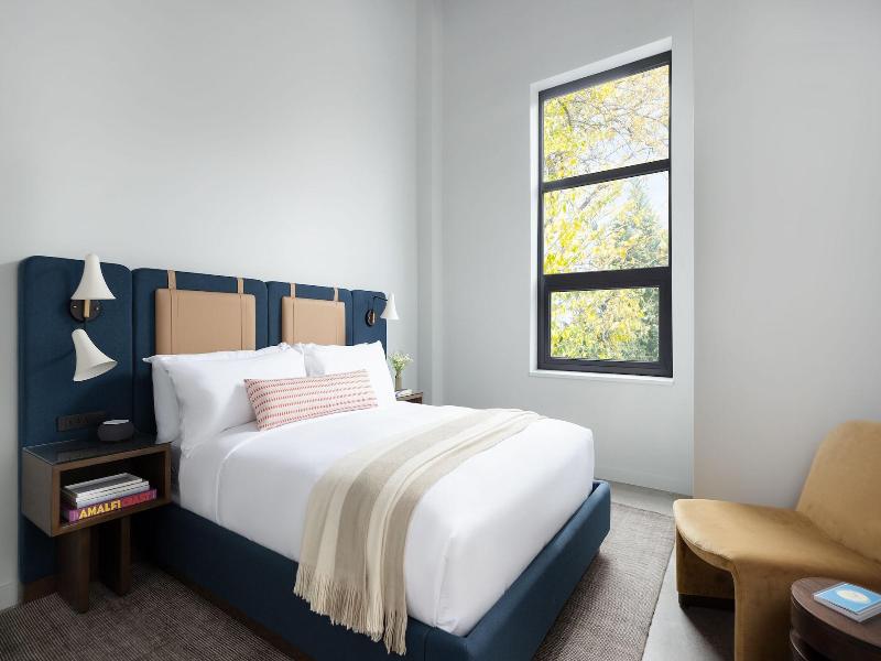 The Neighborhood Hotel-little Italy image