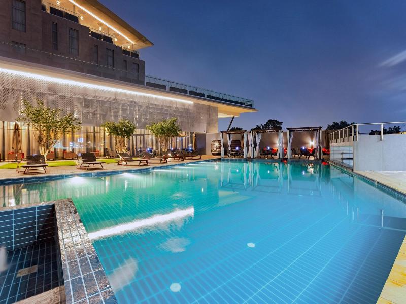 Alisa Hotel Tema image