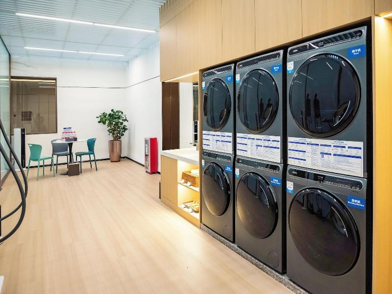 Ln Dongfang Hotel Pazhou image