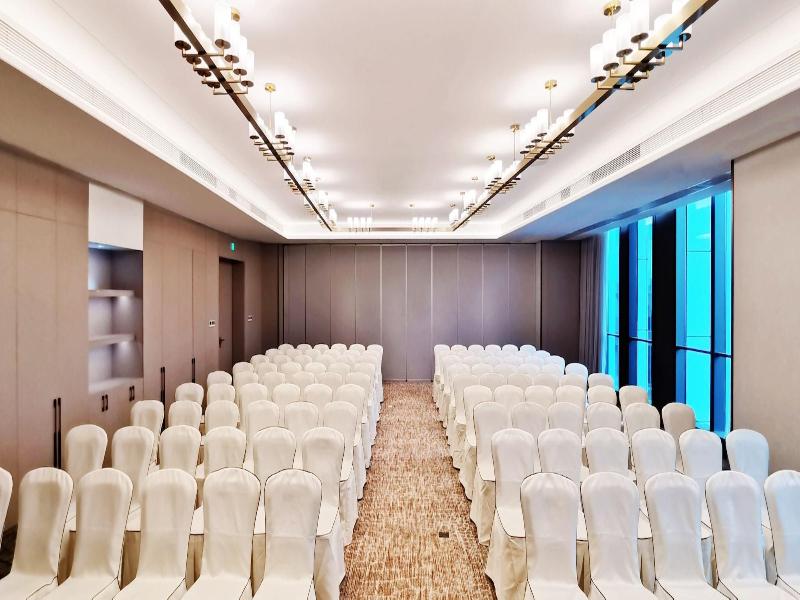Ln Dongfang Hotel Pazhou image