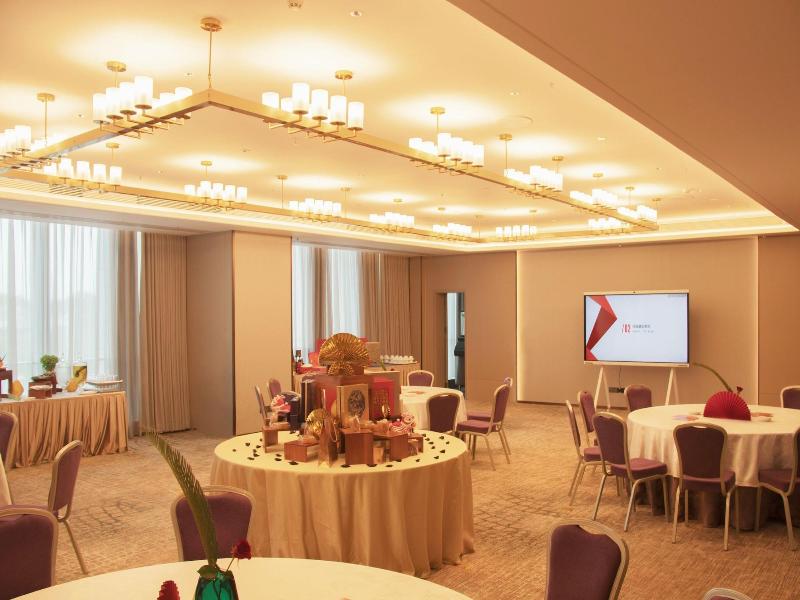 Ln Dongfang Hotel Pazhou image