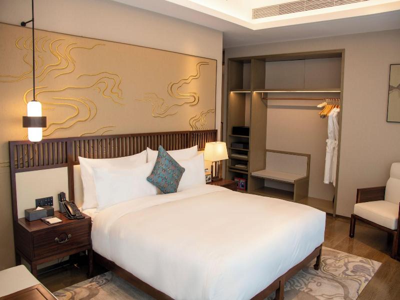 Ln Dongfang Hotel Pazhou image