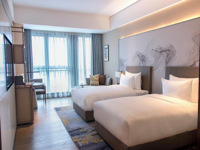 Ln Dongfang Hotel Pazhou image