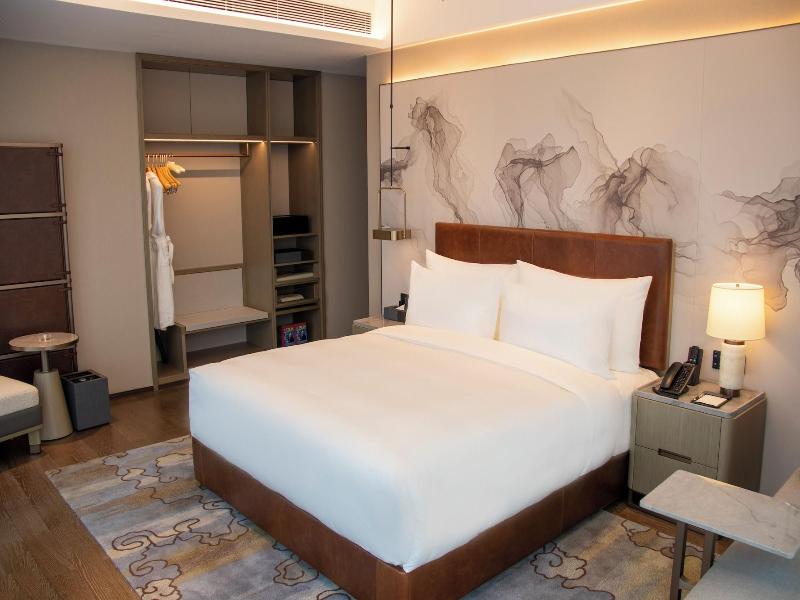 Ln Dongfang Hotel Pazhou image