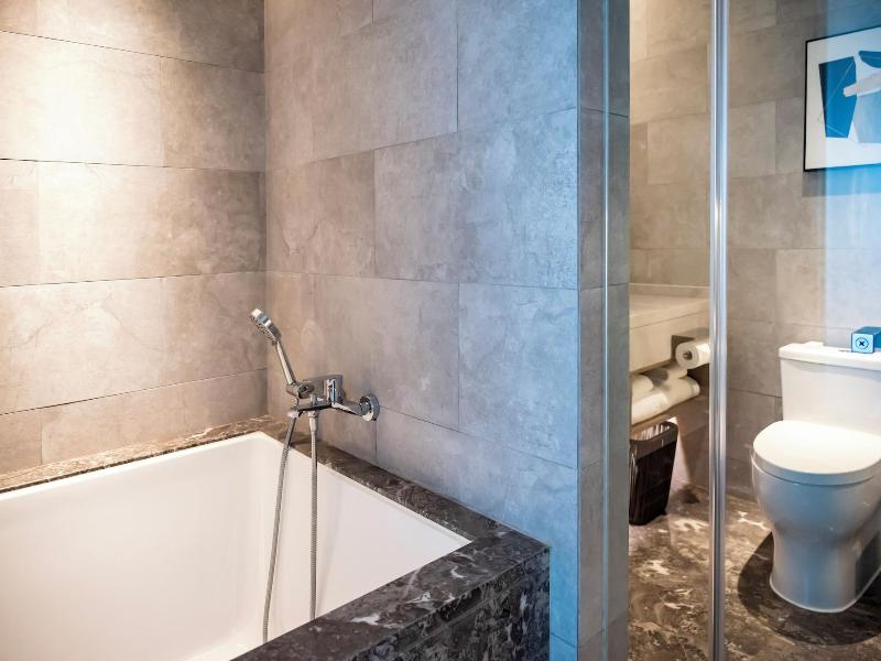 Ln Dongfang Hotel Pazhou image