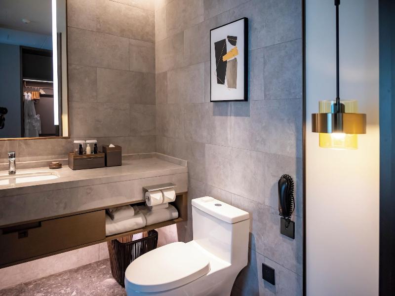 Ln Dongfang Hotel Pazhou image