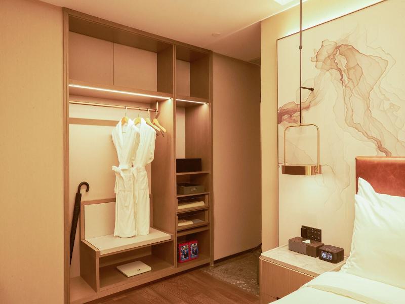Ln Dongfang Hotel Pazhou image
