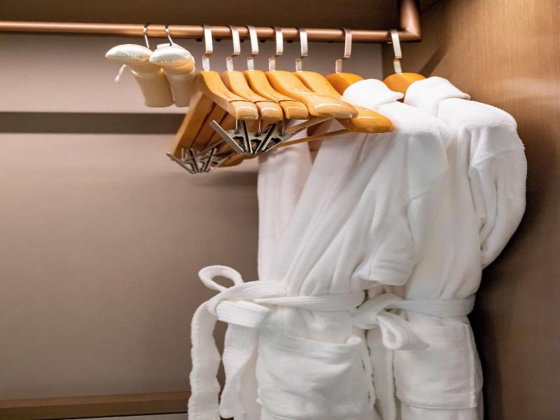 Ln Dongfang Hotel Pazhou image