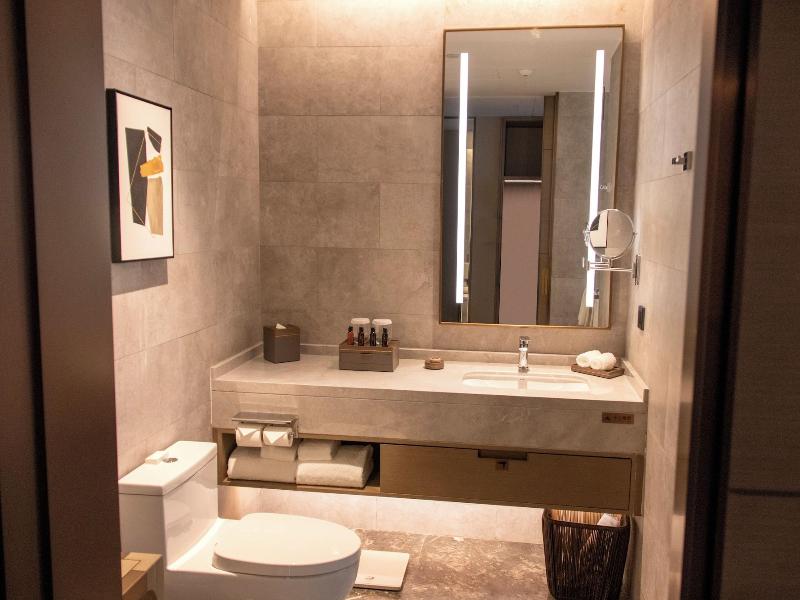 Ln Dongfang Hotel Pazhou image