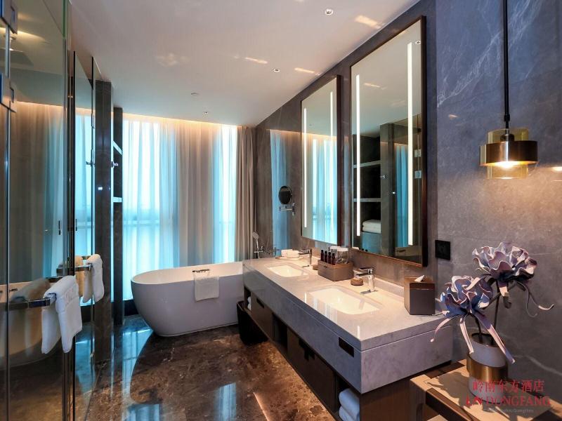 Ln Dongfang Hotel Pazhou image