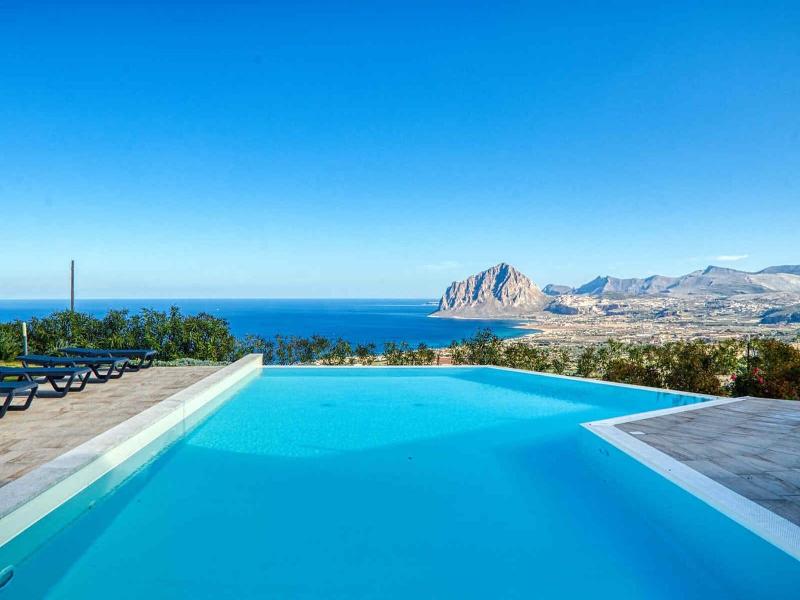 Venere Di Erice Resort image